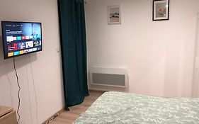 Beau studio meublé refait à neuf Montélimar centre